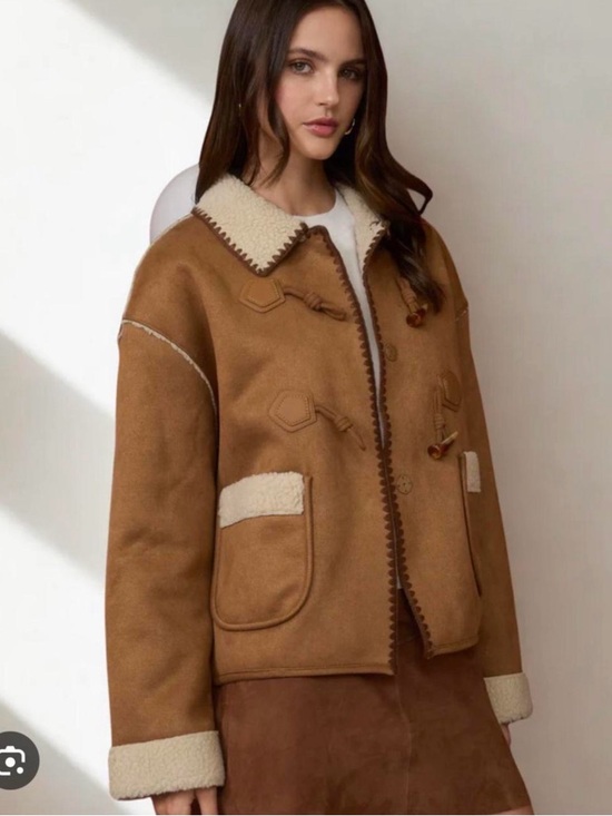 Altar'd State Jackets & Blazers - Altar'd State Camel Brown Suede Sherpa-Trim Toggle Jacket